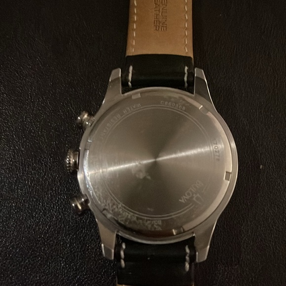 Bulova watch - Picture 2 of 3